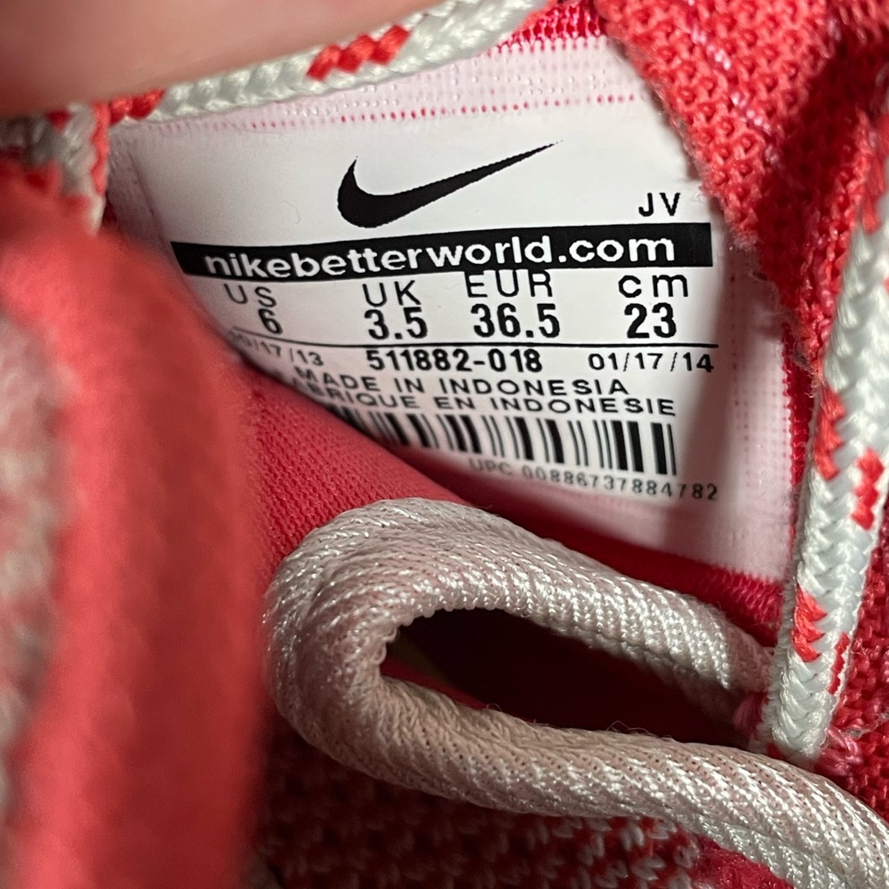 Nike ROSHE Women’s size 6 - Picture 11 of 12
